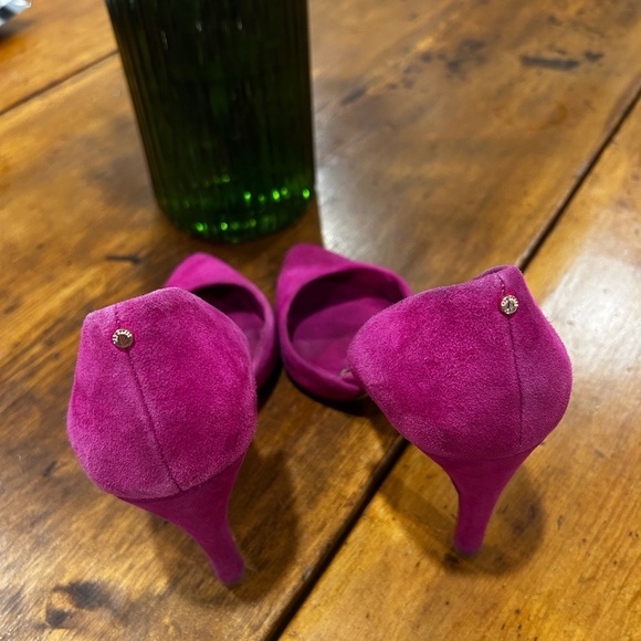 Ted Baker fuchsia pink d’Orsay style suede 4”heels size 10 - Picture 2 of 5